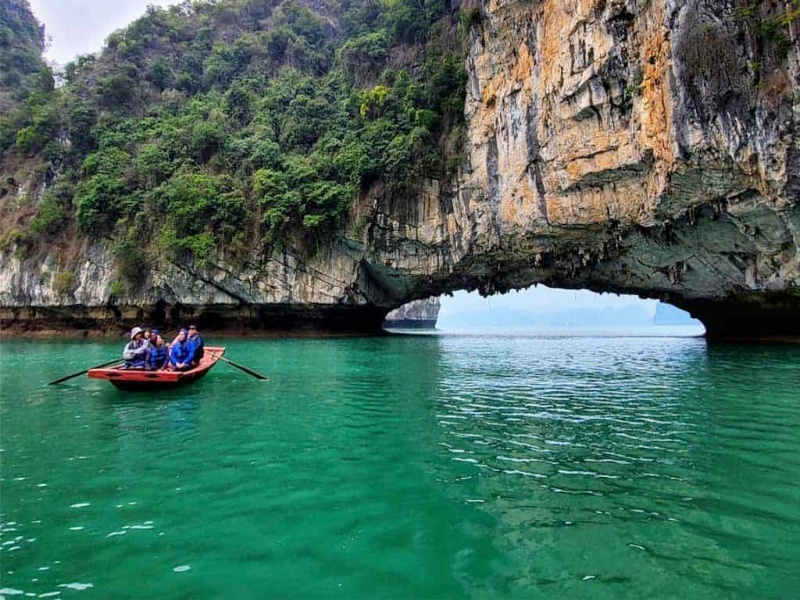 Sung Sot Cave